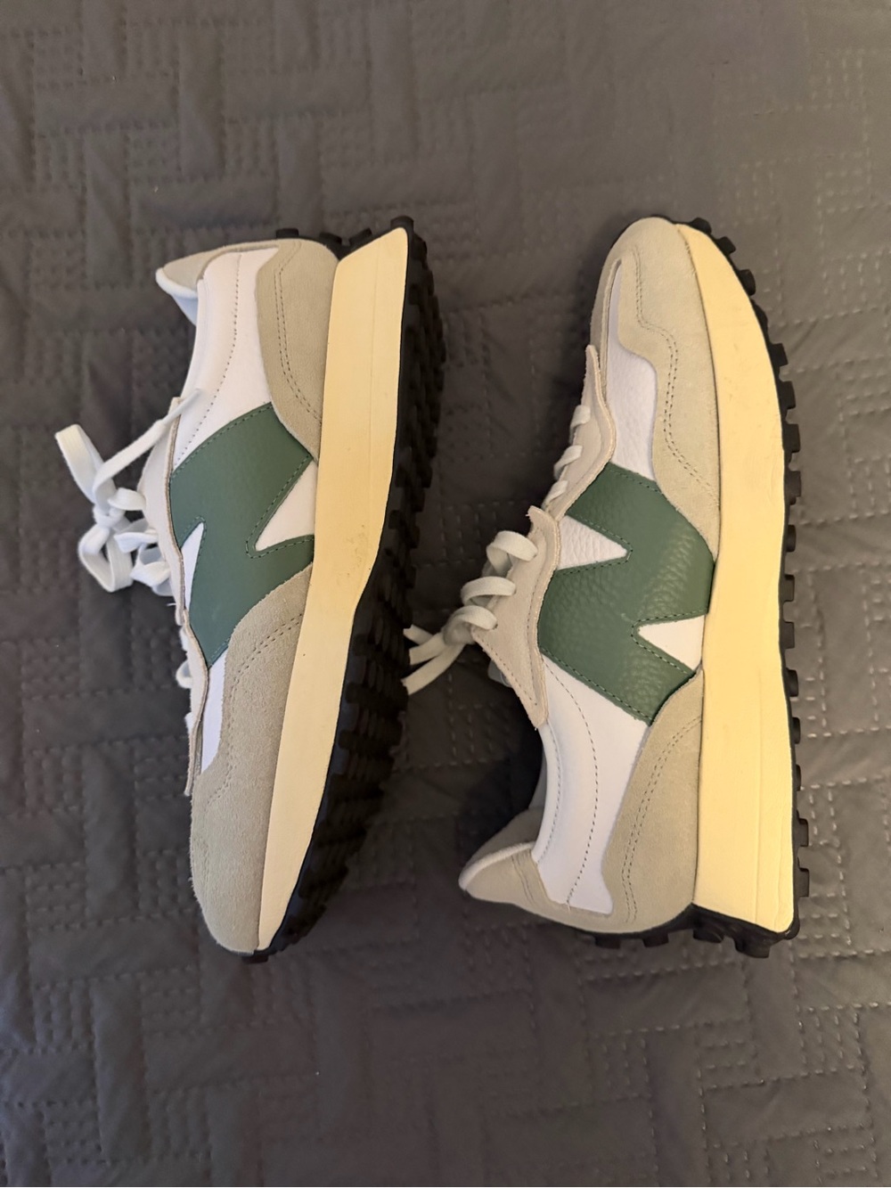 New Balance White, Beige & Green 327 Sneakers - Picture 5 of 6